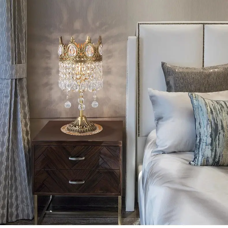 Luxury K9 crystal desk lamp gold metal crown bedroom lamp E14 socket crystal bedside classic home decoration lamp