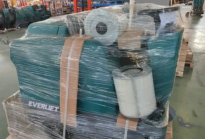 EVERLIFT High Efficiency Ride on Floor Cleaning Electric Street Sweeper Machine  Industrial Floor Sweeper