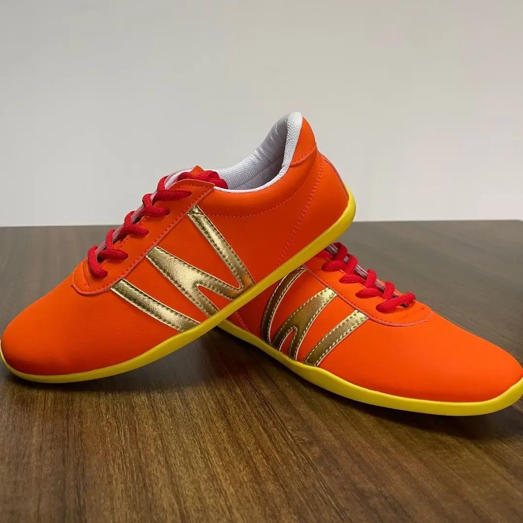 新しい快適な子供用トレーニングシューズ耐摩耗性武道競技靴ソフトオックスフォードメンズスポーツシューズ