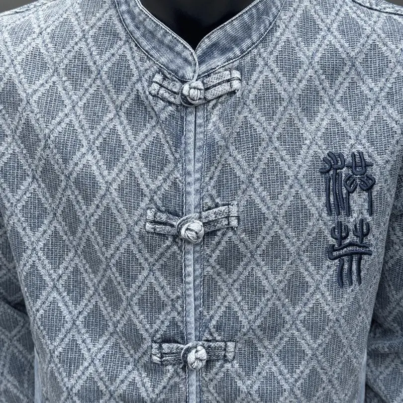 

New Chinese Sle National Trend Button Text Embroidery Rhombus Denim Jaet Men Loose Haome High Sense Stand Collar Jae...
