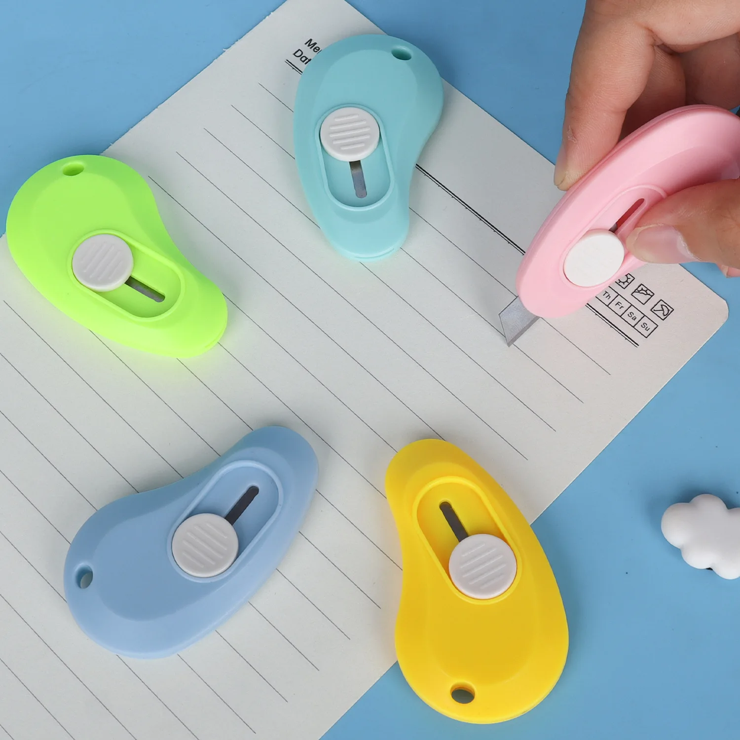 6 Pcs Mini Art Utility Knife Art Unpacking Machine Cutting Package Artifact Cute Keychain Portable Small Knife