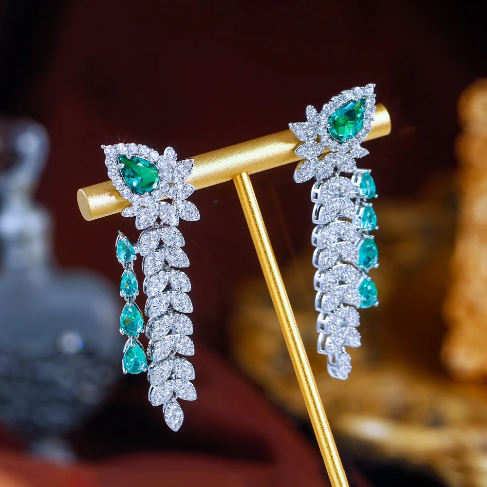 CWWZircons Elegante grüne CZ-Blumen-Wassertropfen-Ohrringe, lange Hängeohrringe für Damen, schöner Schmuck für Hochzeiten und Partys, Geschenk, Großhandel E1159 – Detail 4