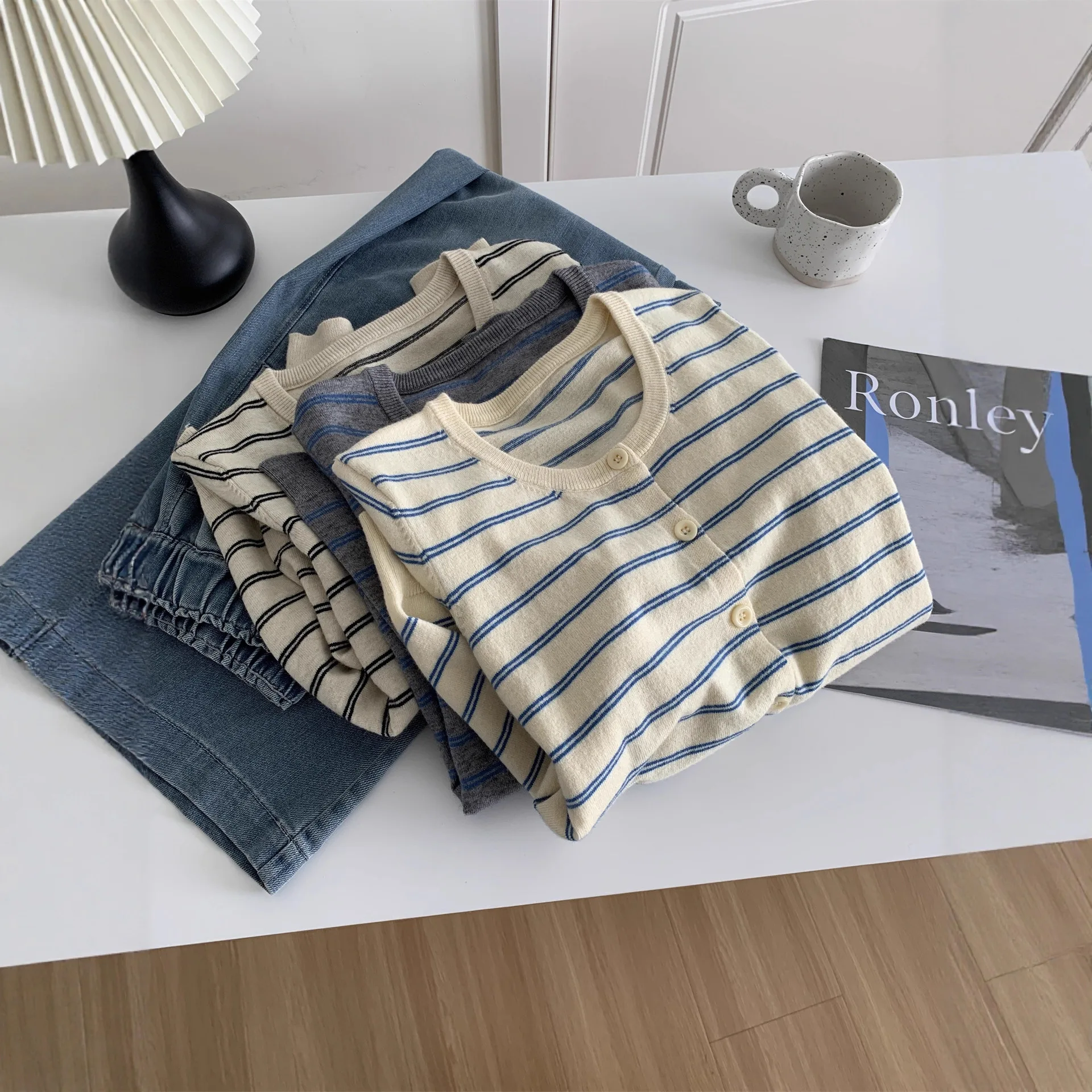 

Women's Striped Round Neck Color-block Knit Cardigan Simple Single-breasted Knitted 2025 Autumn Winter