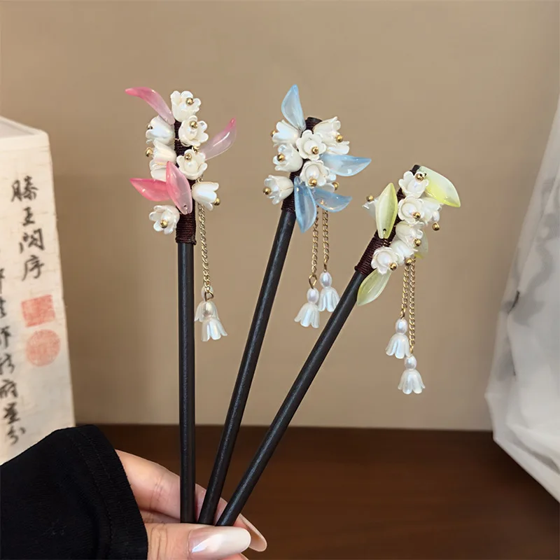 Chinese Style Traditional Hairpin Lily of Valley Tassel Hair Sticks Elegant Hair Accessory for Women Hanfu Cheongsam Wedding
