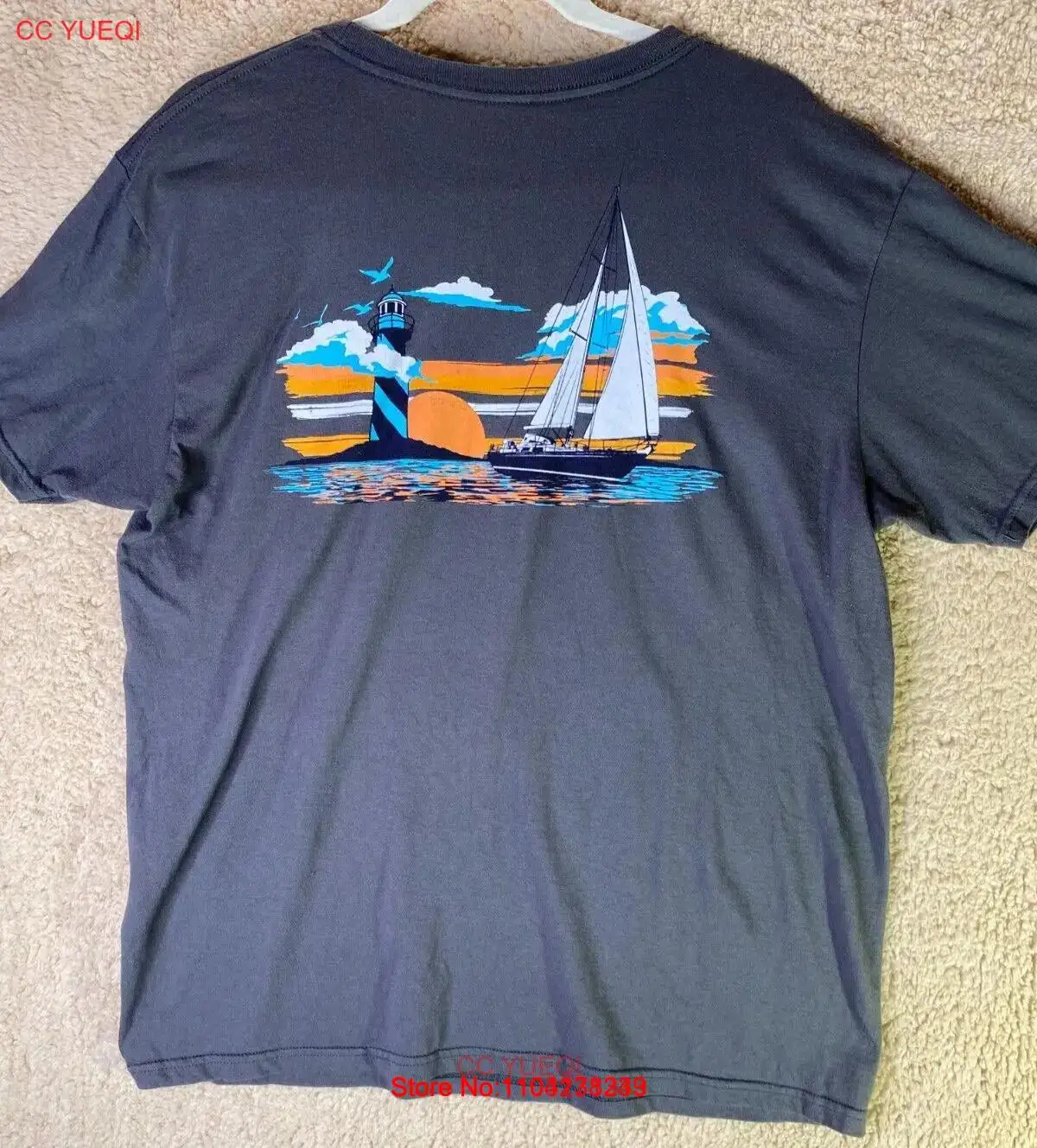 Croft & Barrow Men's Size L Short Sleeve Gray T-Shirt With Sailboat Decals