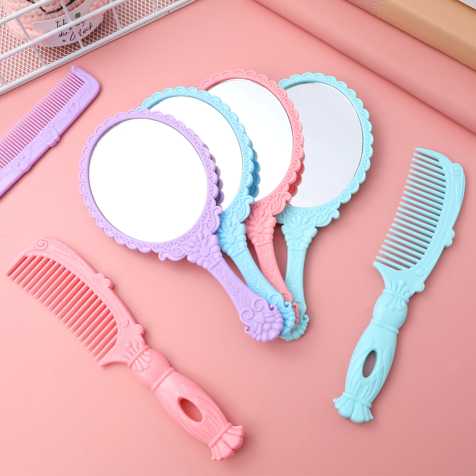 

5Sets Vintage Handhold Makeup Mirror Comb Retro Design Portable Travel Mirror Lightweight Stylish Gift for Women