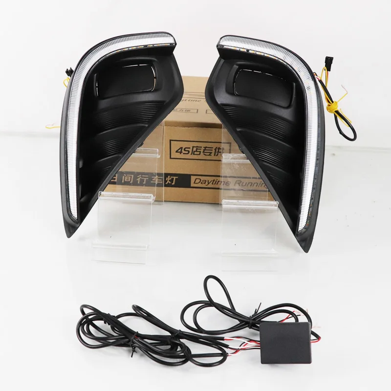 Car LED DRL 12V Daylights For Toyota Highlander 2020 - 2024 Yellow Turn Signal Daytime Running Light Car Foglamp