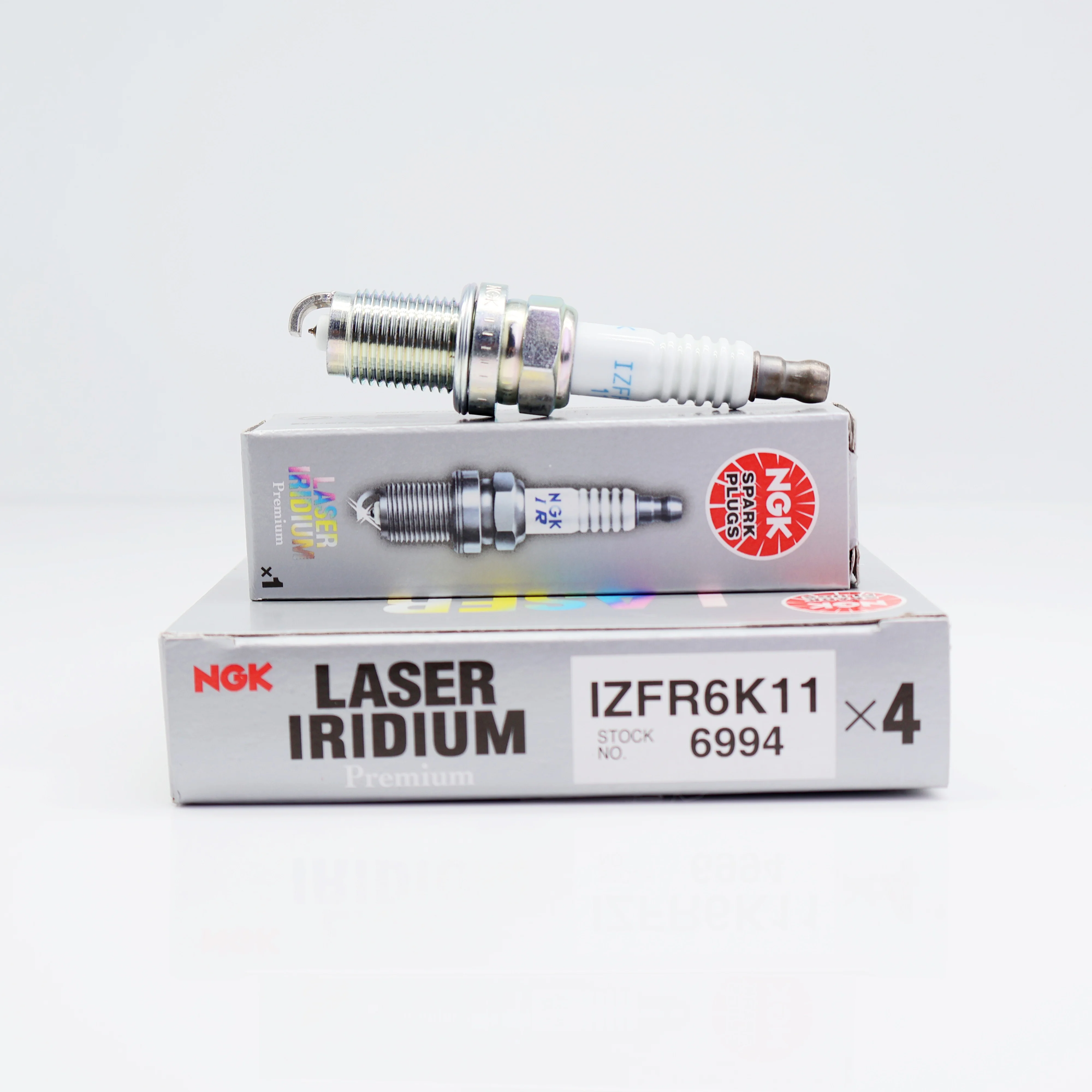 Ngk Spark Plug Laser Iridium - Bougie d'allumage NGK Laser Iridium IZFR6K11