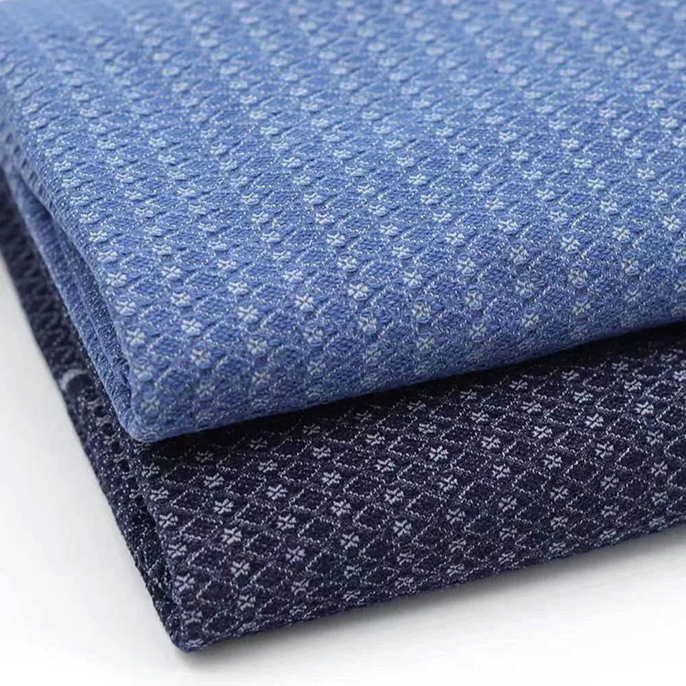Tissu Jacquard en Denim à petites fleurs artistiques, motif de diamant pour une coupe créative, matériel de housses d'oreiller pour vêtements d'extérieur, bricolage