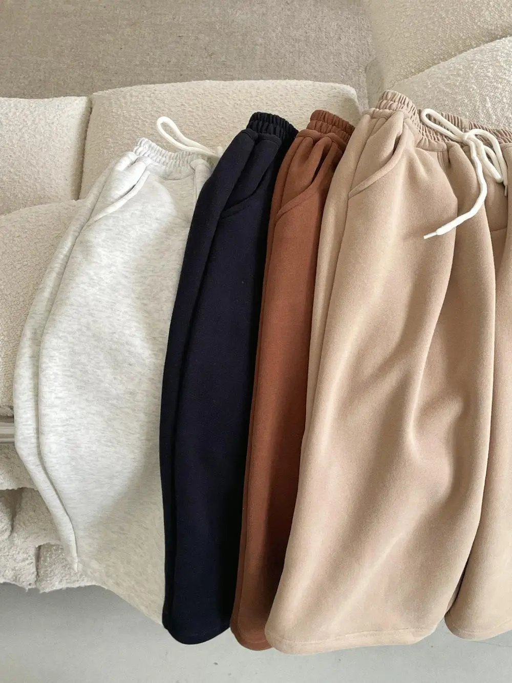 

Новые стильные брюки унисекс для мальчиков и девочек, утепленные флисом, широкие штанины, осенне-зимние детские теплые брюки на флисе