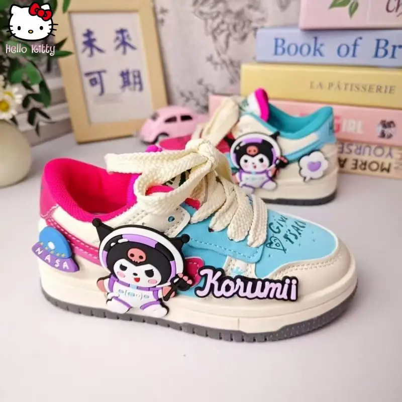 Kawaii الفتيات Kuromi أحذية رياضية أنيمي الربيع الصيف الكرتون جديد أبي أحذية سانريو أحذية مجلس عادية خفيفة الوزن لينة وحيد الأحذية