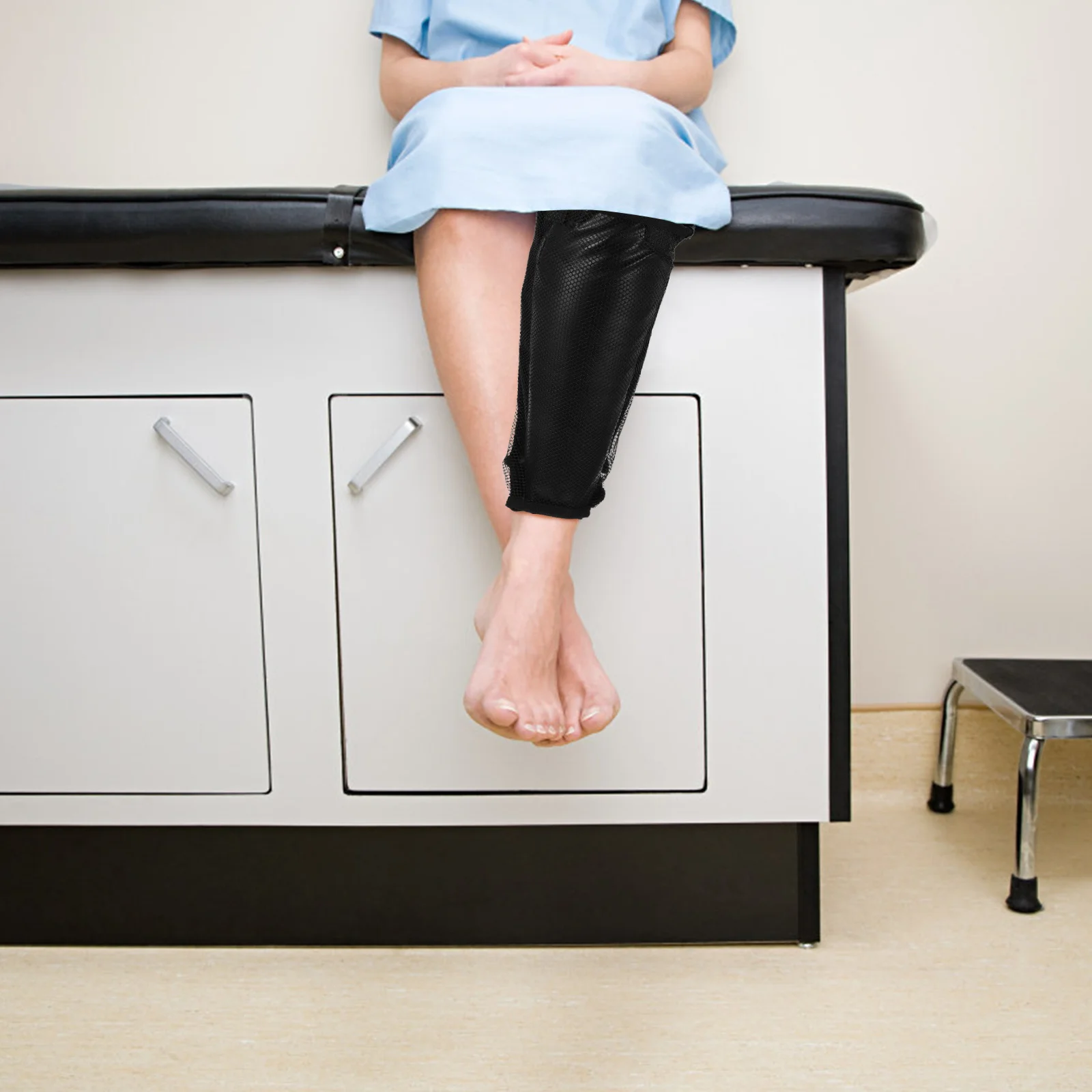 

2000Ml Large Capacity Urine Collection Bag Adjustable Strap For Elderly Portable Drainage Nursing Urinary Bag Health Care Supply