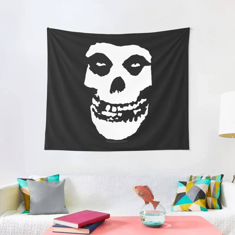

Misfits Fiend Skull Tapestry Things To Decorate The Room Home Supplies Decoration Home Tapestry