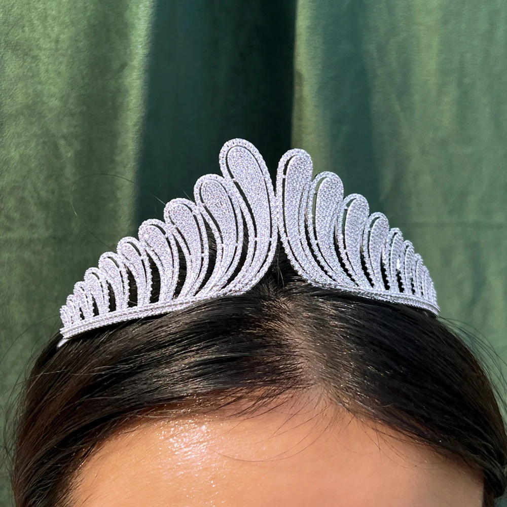 ThreeGraces Shiny Cubic Zirconia Feather Shape Tiaras and Crowns Luxury Headpiece Bridal Wedding Hair Accessories Jewelry HA117