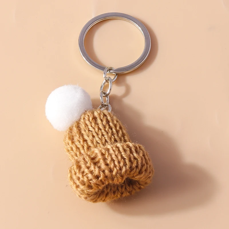 Aihua Neuer Kawaii Gestrickter Weihnachtsmann-Mützen-Schlüsselanhänger für Frauen Flauschiger Gehäkelter Mützen-Schlüsselanhänger Weihnachten Neujahr Schmuck Geschenke – Detail 10