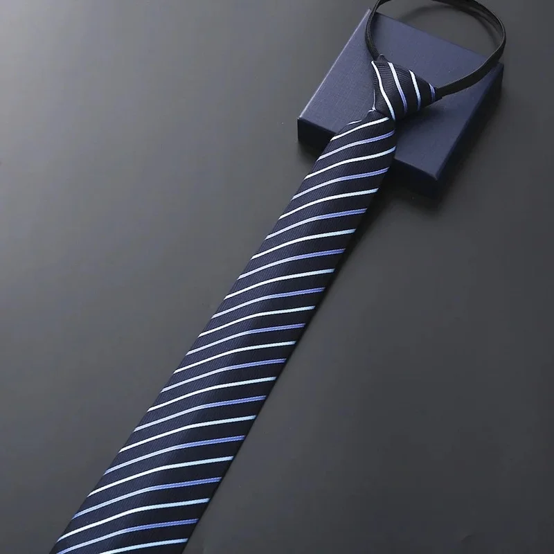 The Guide to Types of Ties: Fabrics, Pattern, and Purpose