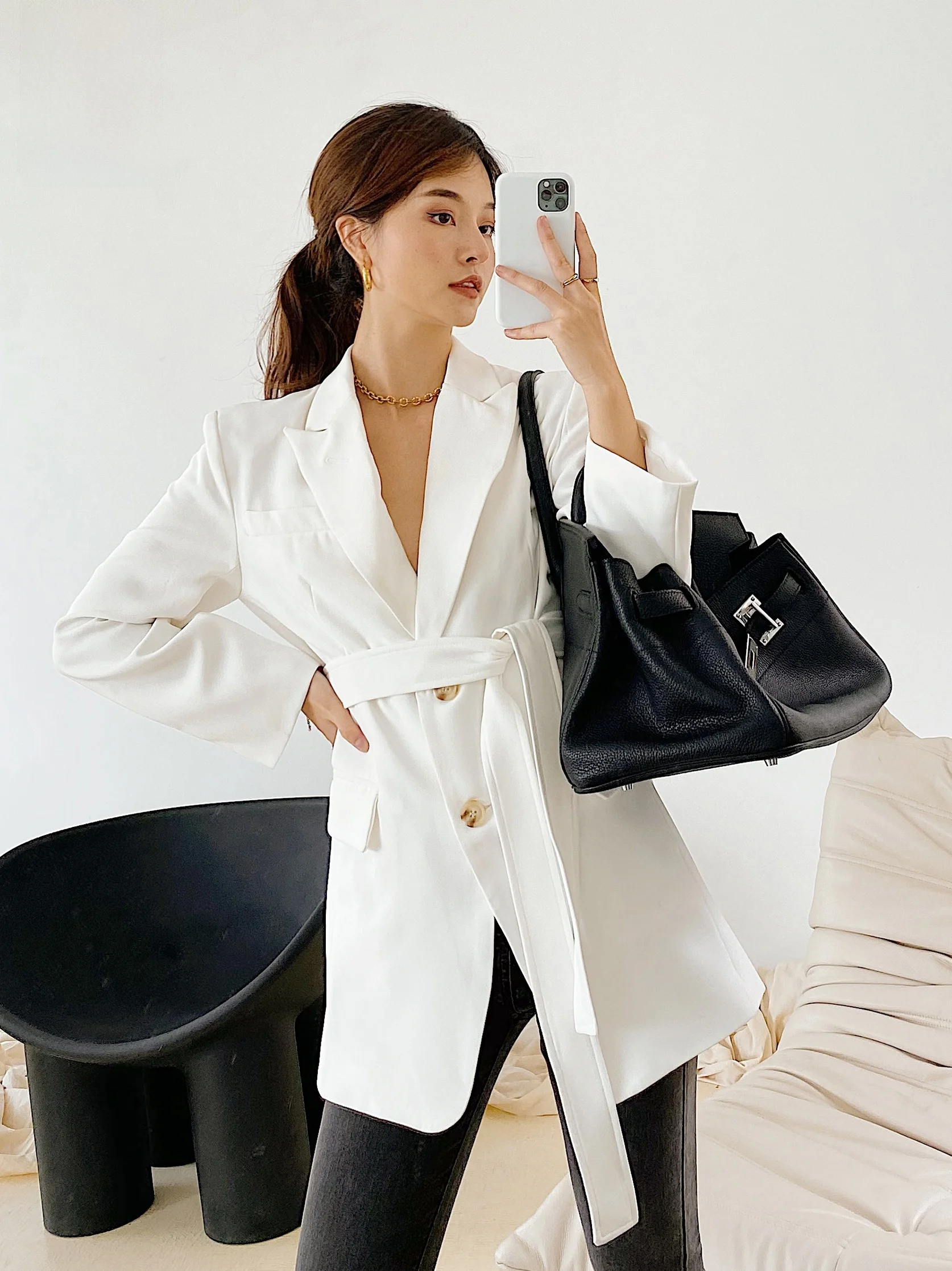 

mat White Notch Lapel Single Button Waist-Cinched Loose Midi Length Suit by ROEY WANG Commute Sle Polyester Blend