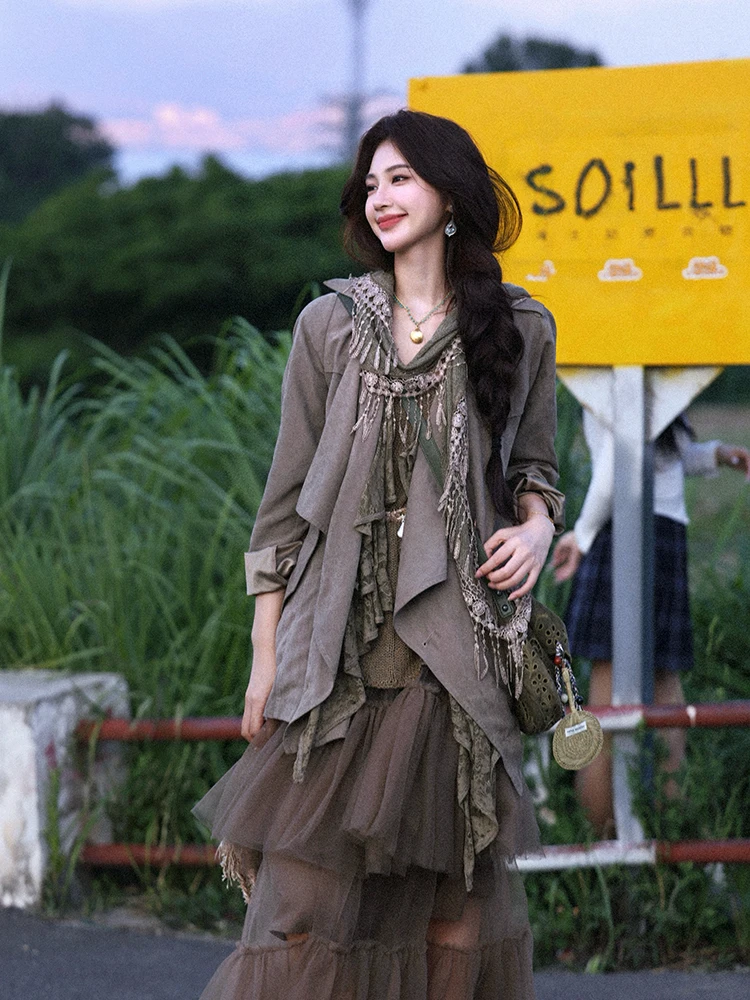 

AZure Gentle Wind бархатное кружевное пальто винтажное утягивающее универсальное женское осеннее длинное пальто све средней длины