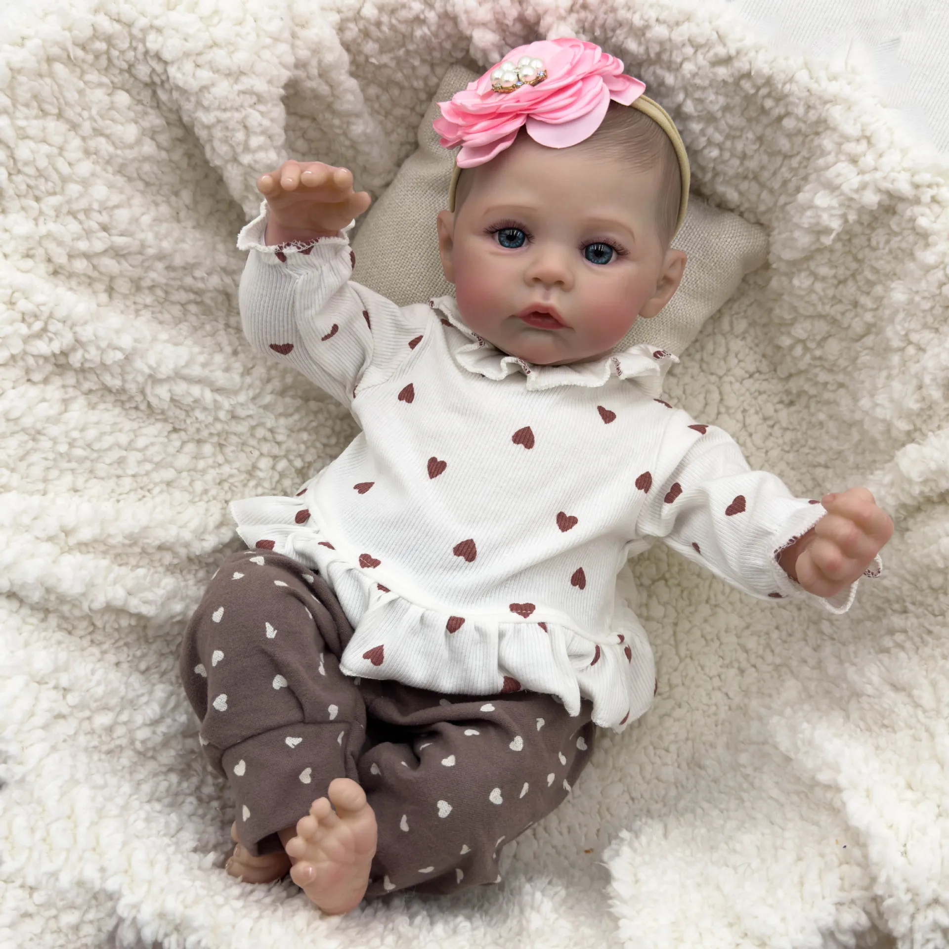 Lifelike Realistic Newborn Meadow Soft Cloth Body Toddler Hand-Detailed Painted Skin Hand Painted Hair Cuddly Baby Girl Doll Toy