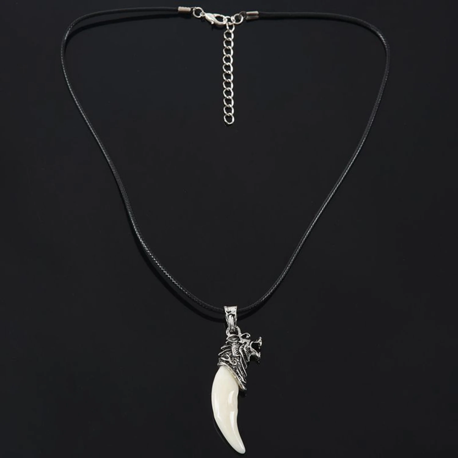 FZFZ Kalung Pria Perhiasan Kalung Liontin Mendominasi Titanium Baja