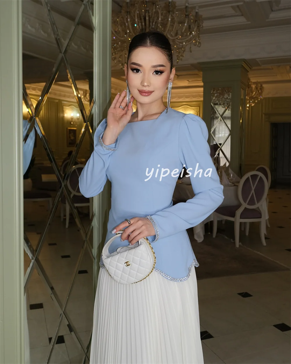 맞춤형 절묘한 클래식 저지 플리츠 라인 석 드레이프 a 라인 스퀘어 넥 롱 드레스 맞춤형 행사 드레스 패션