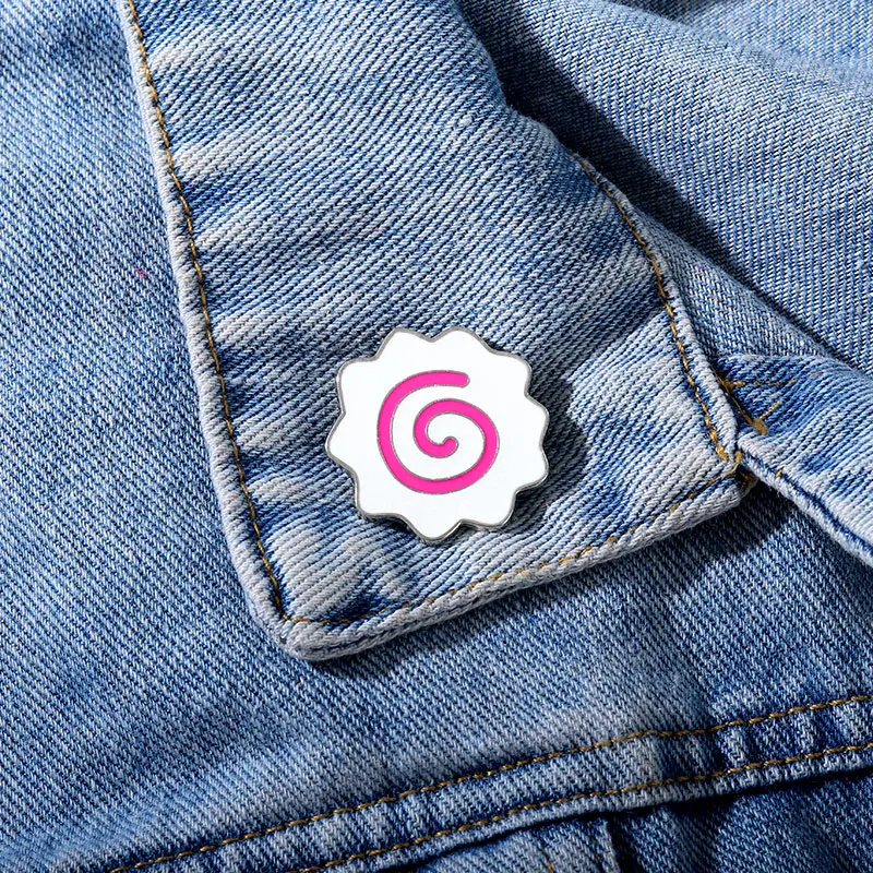 Broches esmaltados con diseño de galleta de gambas para mujeres y niñas, alfileres plateados con diseño de comida