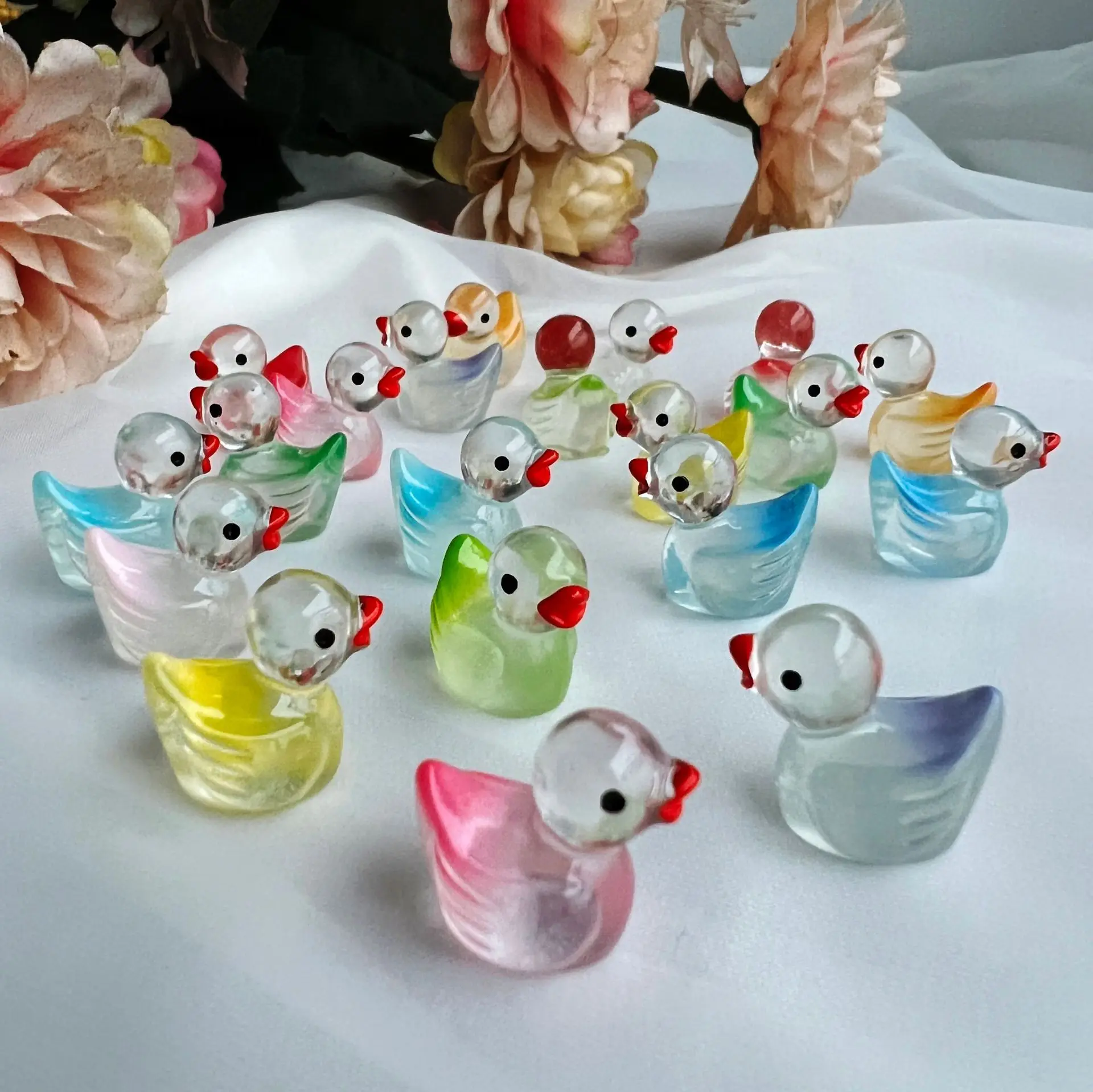 Mini Enten Set 100 Mini-Enten Aus Harz Mit Glitzer – 6 Farben – 1,5 X 1 Cm – Für Feengarten, Aquarium, DIY & Party