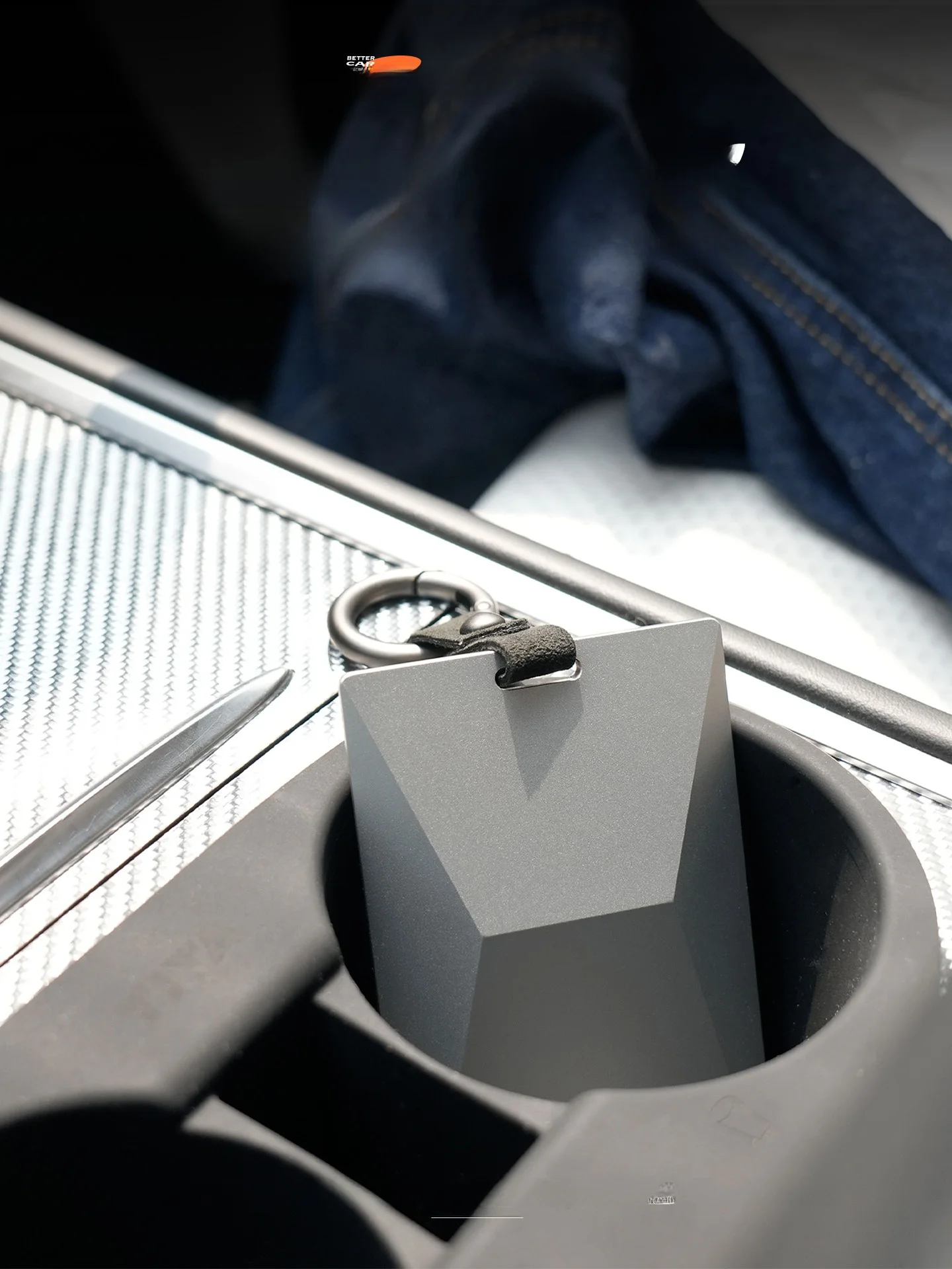 tita-aluminum-alloy-key-card-holder-for-tesla-model-y-cyber-new-look-premium-feel-card-case-simple-design-car-interior-accessory