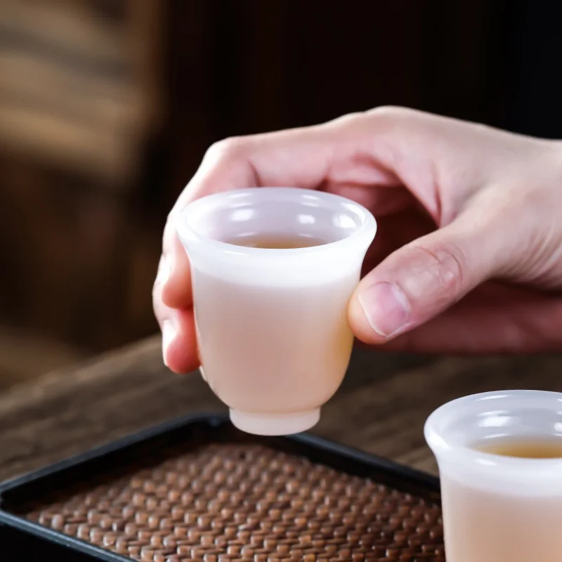 Chinese Style Teacup White Jade Porcelain Kung Fu Tea Set Ceramic Glass Glaze Personal Customized Tea Cup Bowl Teaware Gift