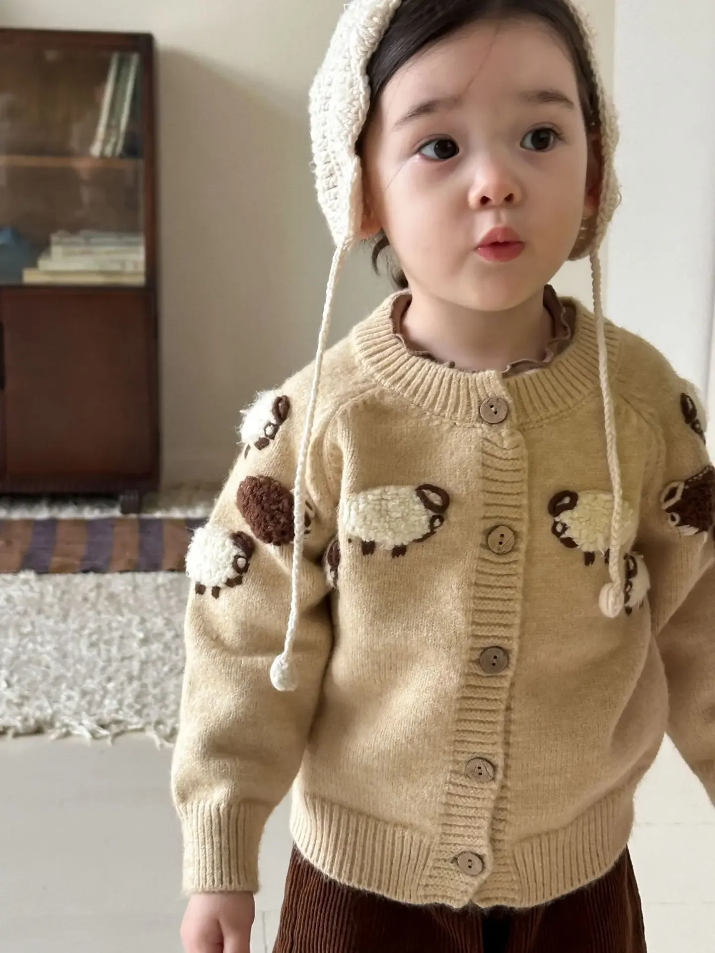 Girls Sweater 2024 Autumn New Childrens Clothing Girls Baby Foreign Style Small Sheep Knitted Cardigan Casual Simple and Lovely