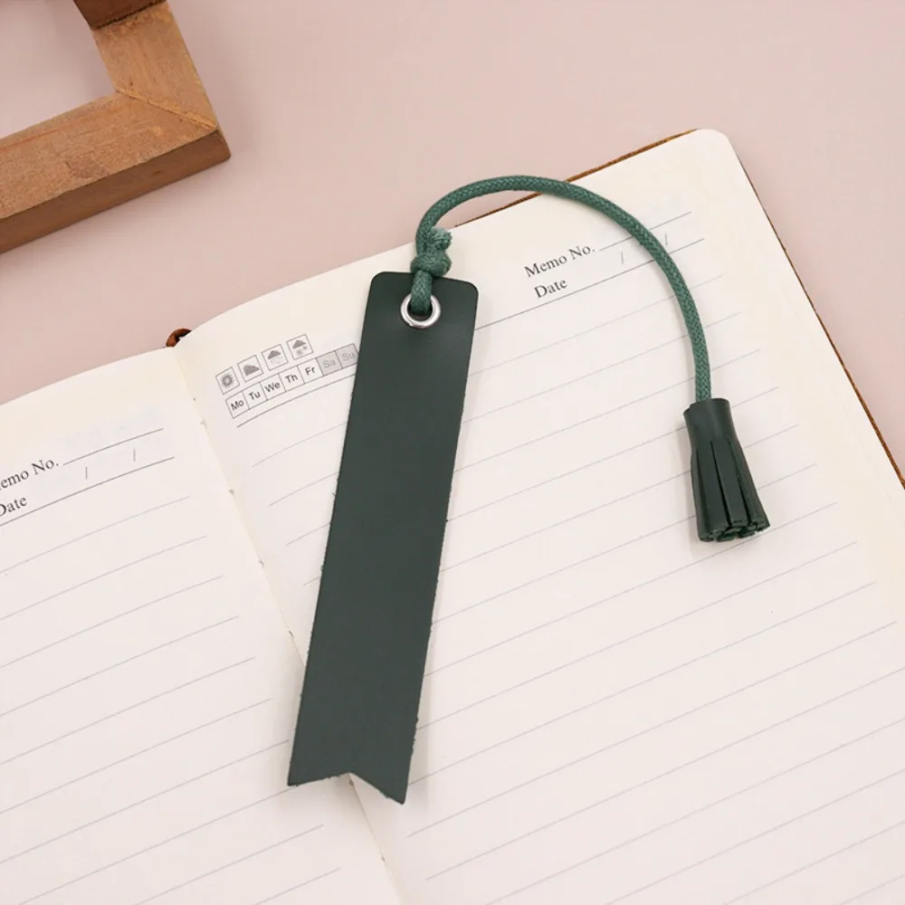 PU Leather Tassel Leather Bookmark Personalized Vintage Reading Handmade Bookmark Decoration Book Lovers Book Corner Page Marker