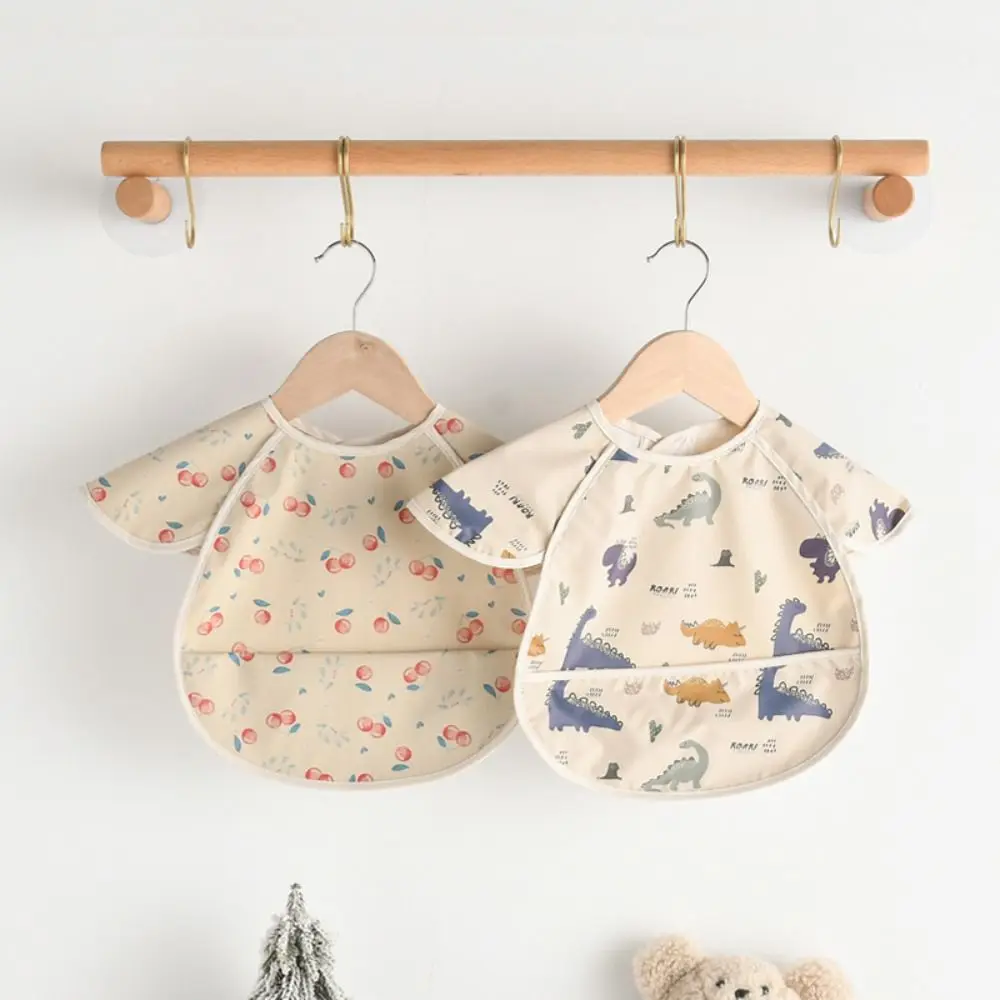 مريلة أطفال ناعمة مقاومة للماء من البولي يوريثان، مريلة تغذية ناعمة بدون أكمام، أكمام قصيرة مطبوعة برسوم كرتونية، مرايل باندانا للأطفال الصغار