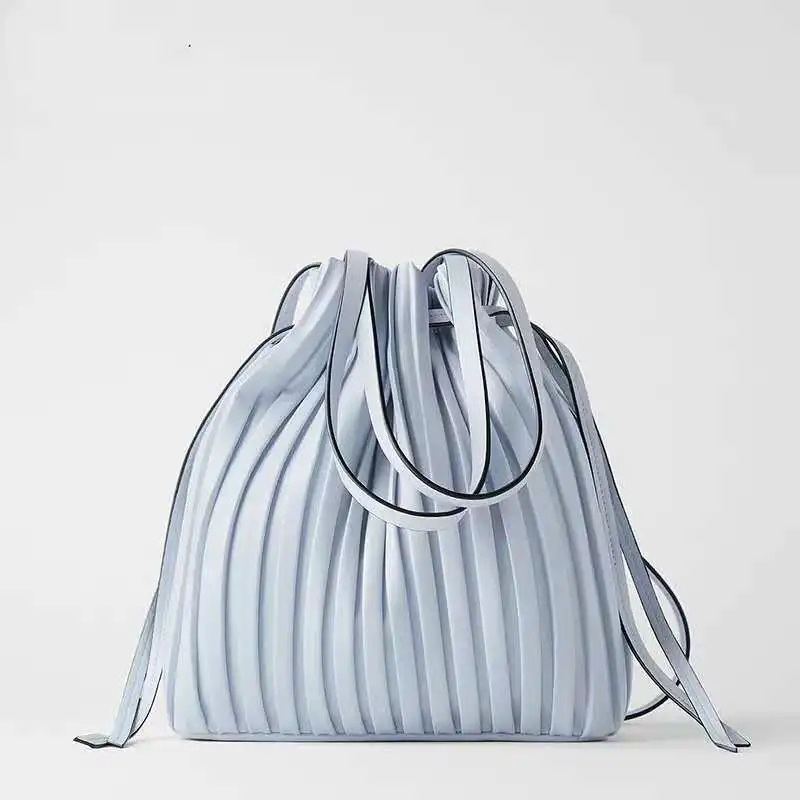 

New minimalist and fashionable pleated bucket bag, single shoulder crossbody bag, drawstring bag