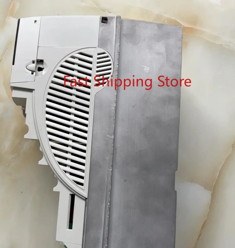 Inverter SP1404 In Good Working Condition With 3 Months Warranty