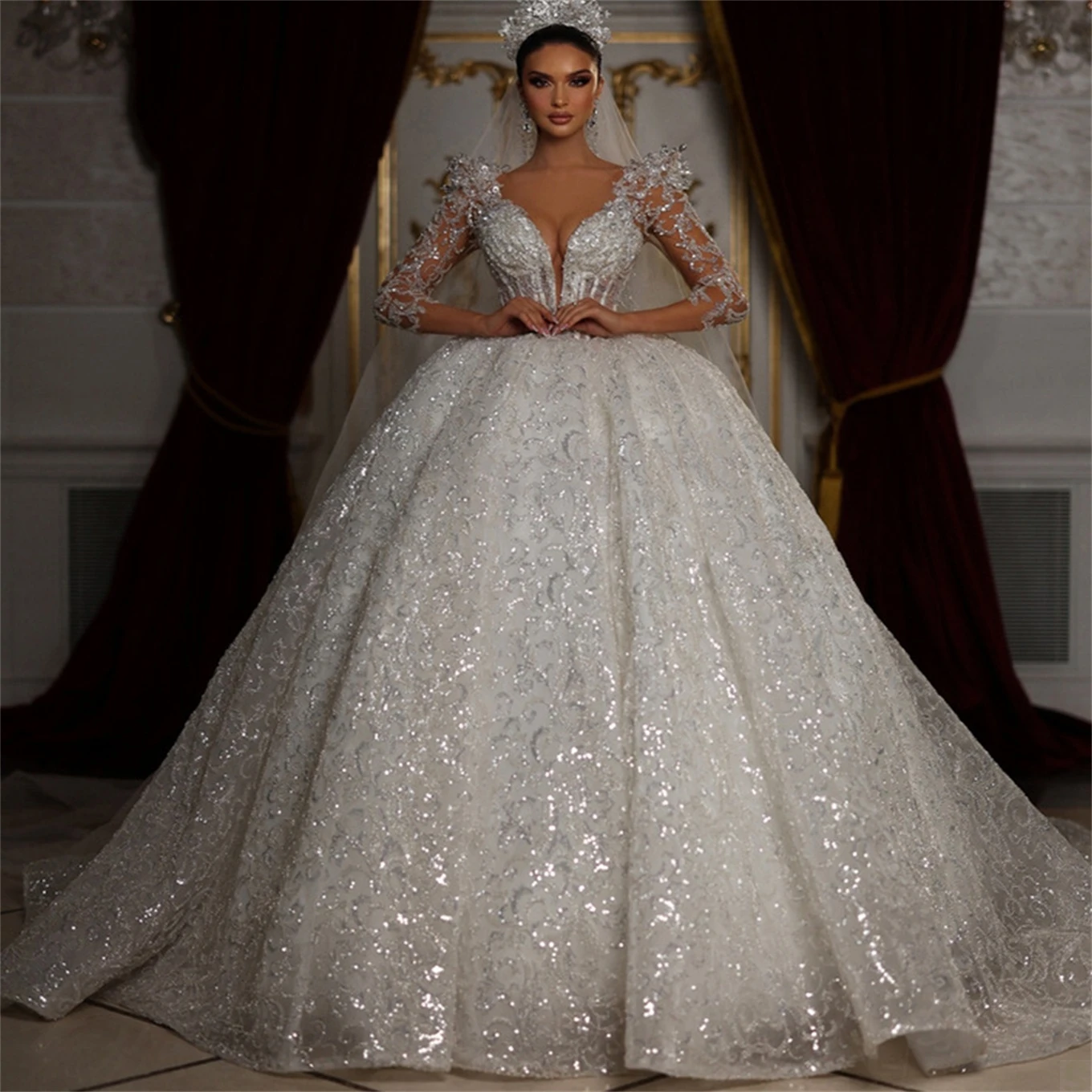 

Princess Sparkly Wedding Dresses Ball Gown Illusion V Neck Long Sleeve Sequins Mariage Bridal Gowns Vestido de noiva