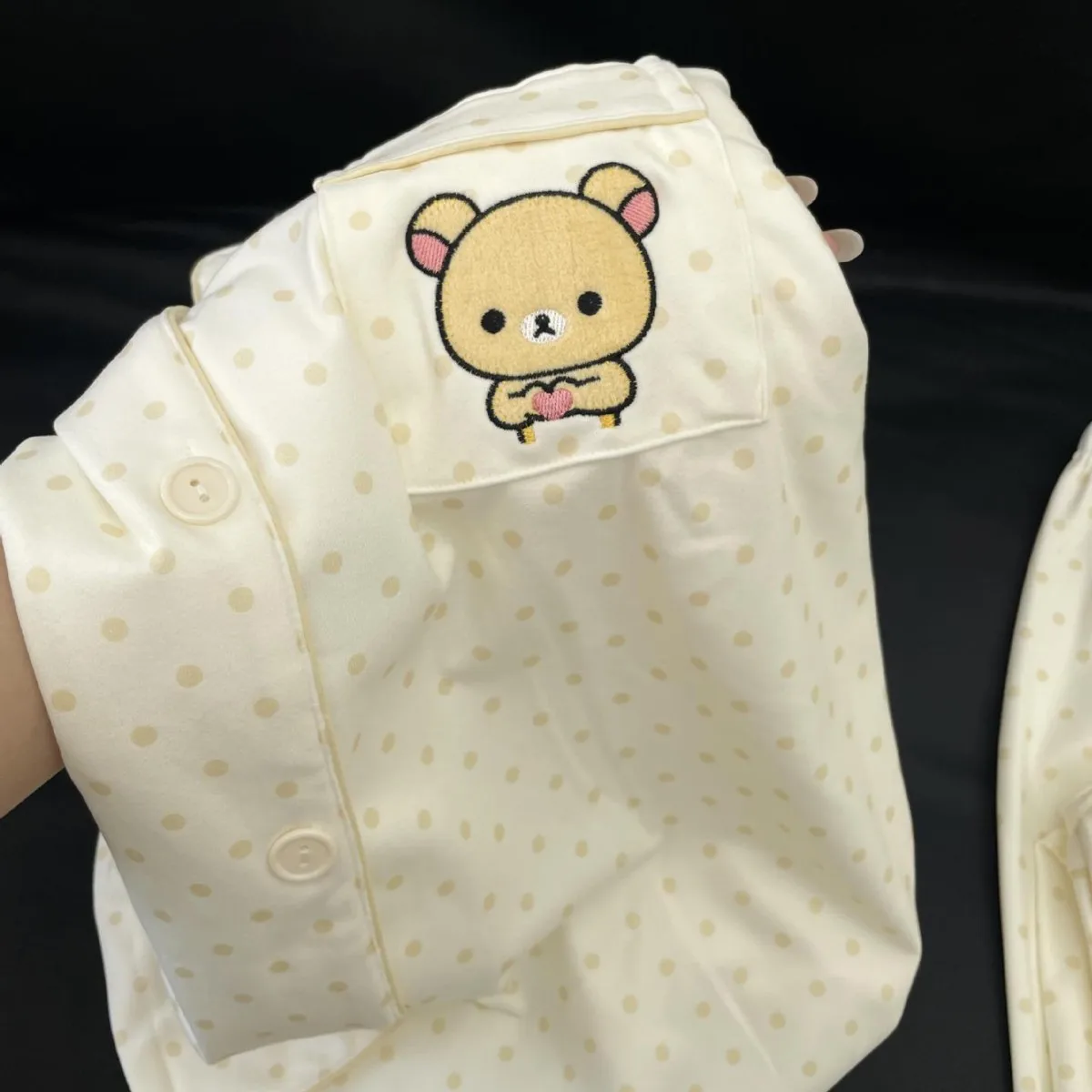 Leuke Rilakkuma Kiiroitori Duitse Fluwelen Pyjama Herfst en Winter Warme Lange Mouwen Broek Polka Dot Leuke Thuis Kleding Meisje Gift