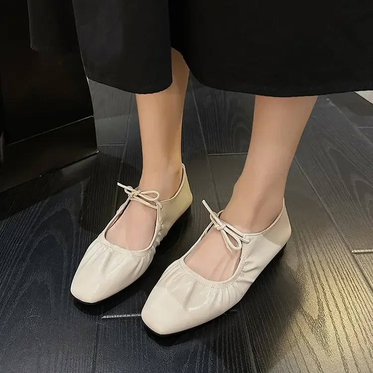 Vrouwen Platte Zachte Veterschoenen Vrouwelijke Lente Nieuwe Mode Zilveren Mary Jane Enkele Schoenen Dames Casual Jurk Outdoor Ballet Schoenen