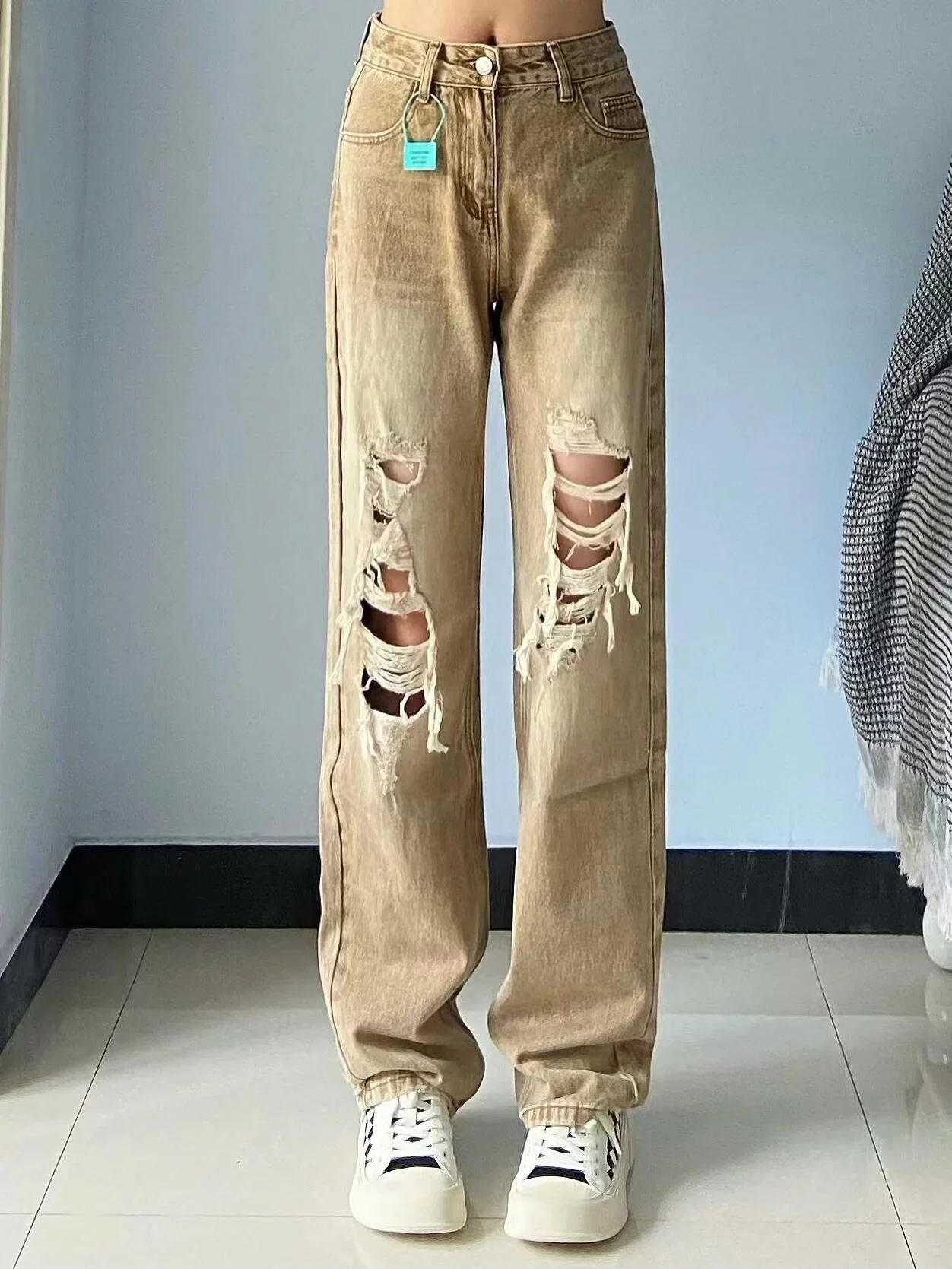Pop Brown Ripped American Casual Hot Girl Retro Distressed Big Hole Straight Leg Jeans For Women's Fashion Autumn Wide Leg Pants