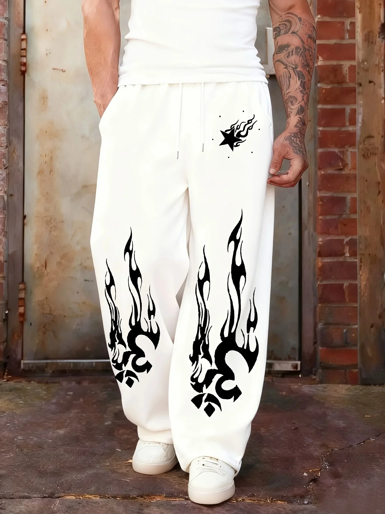 2026 Herren Schwarze Weite Jogginghose mit Dynamischem Weißem Flammen- und Sternenmuster, Hochkontrast-Streetwear-Hose, Übergroße Kinder-Sweatpants – Detail 8