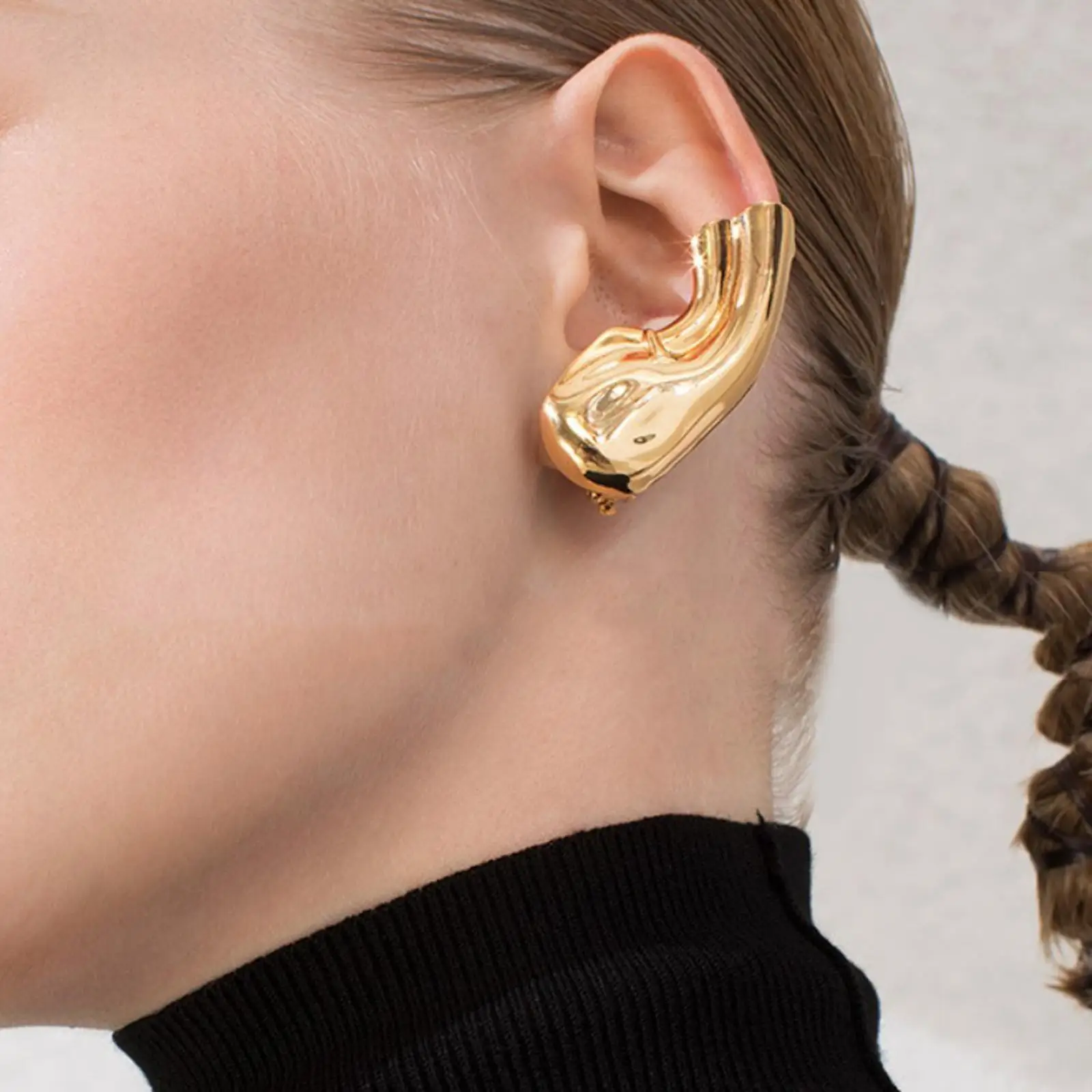 Fashion Gold Ear Cuff Clip on Earrings for Women Punk Copper Helix Non Piercing Ear Jewelry Gift