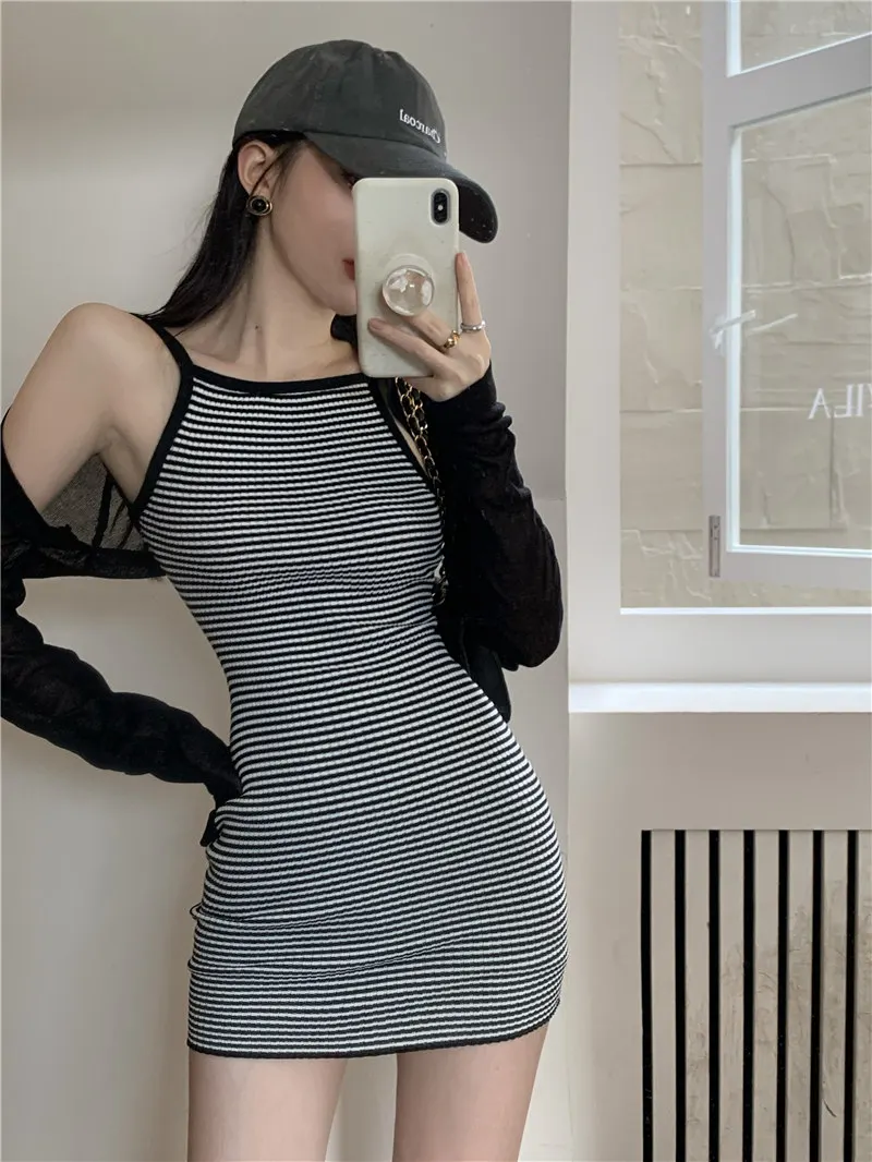 Vestido de camisola de punto a rayas para mujer, minivestido Sexy ajustado, elástico, sin mangas