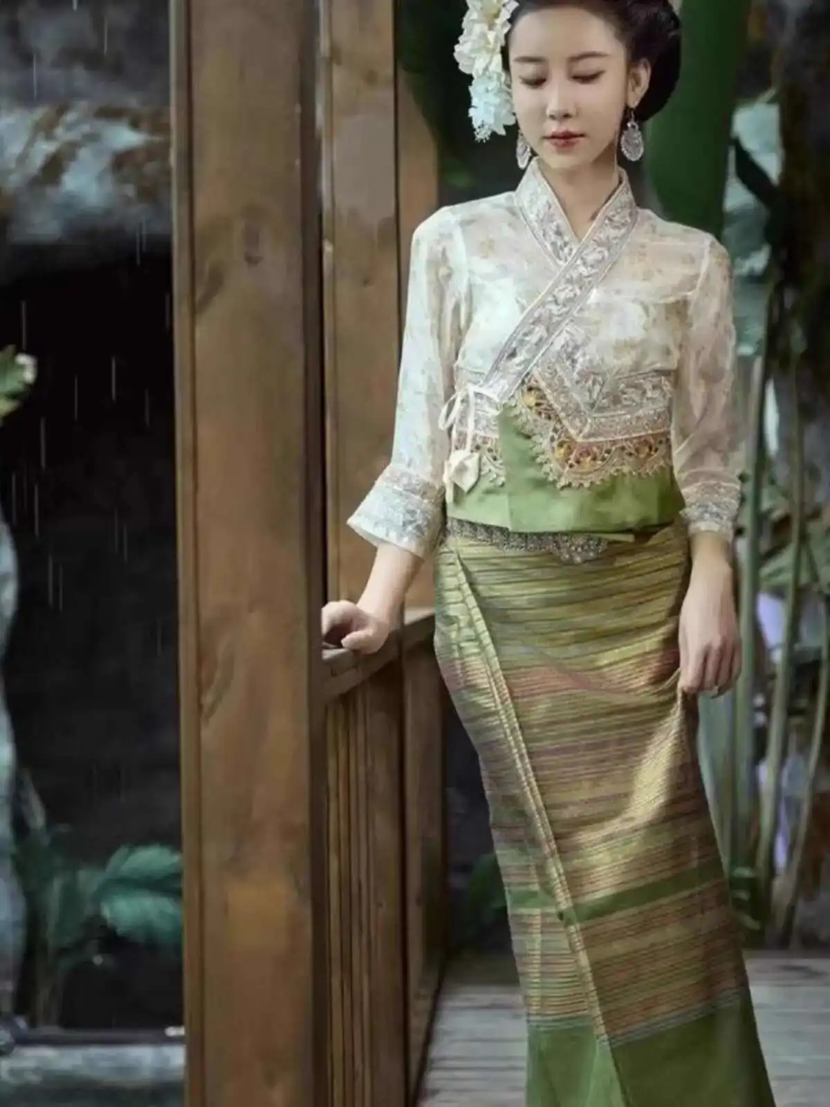 

Xishuangbanna Dai Ethnic Costume Jin Chen Dai Outfit Same Style Ethnic Female Traditional Set Wrapped Skirt Daily Travel