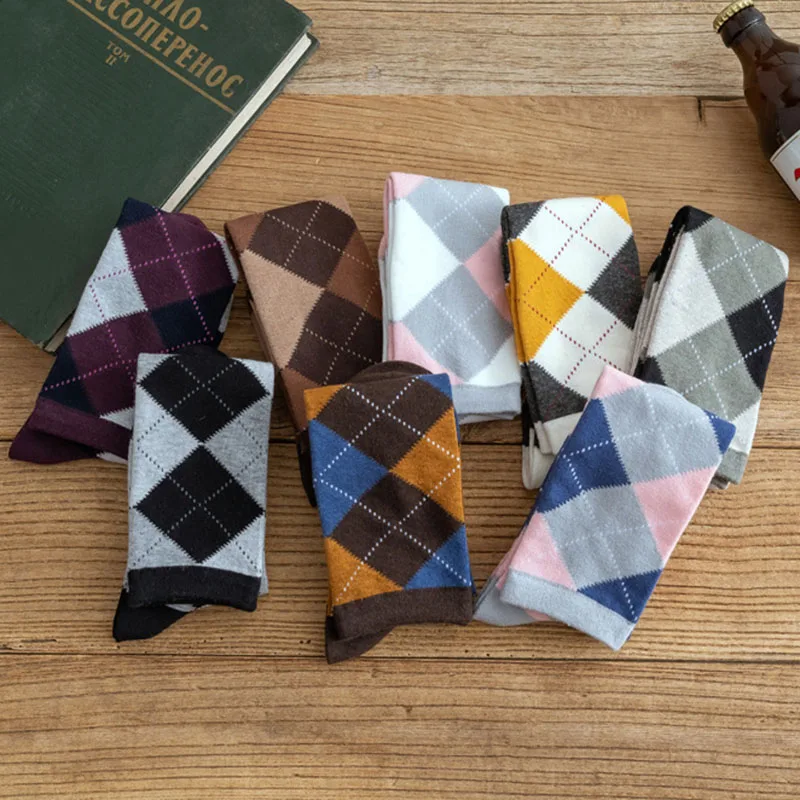 3 Pairs Women's Calf Socks Vintage Scottish British Style Diamond Plaid Sock Autumn Winter Long Cotton Knee Socks Woman Fashions