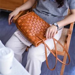 Vintage high-quality genuine leather women's tote bag niche designers hand-made luxury cowhide leather woven  female handbags