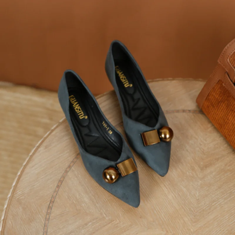 حذاء مسطح النساء 2023 جديد أشار تو أحذية غير رسمية الضحلة المتسكعون أحذية العمل الأسود المهنية النساء أحذية كبيرة الحجم 44 45 46