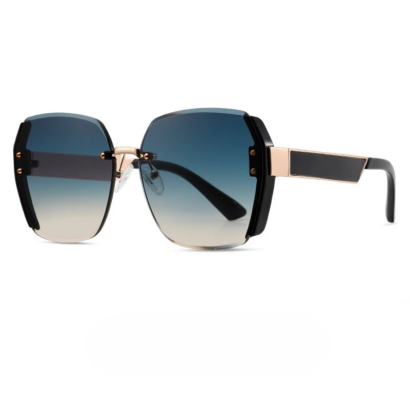 

2025 New Fashion Outdoor Sports Street Photography Sunglasses Calm and Atmospheric Sunglasses Own Style Sunglasses 3103