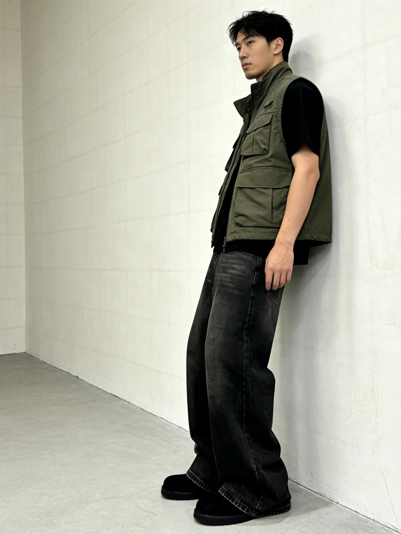 Trendy Black Y2K Men's Baggy Jeans Pants Original Drip Fit Daily Wear Trousers No accessories or belts included