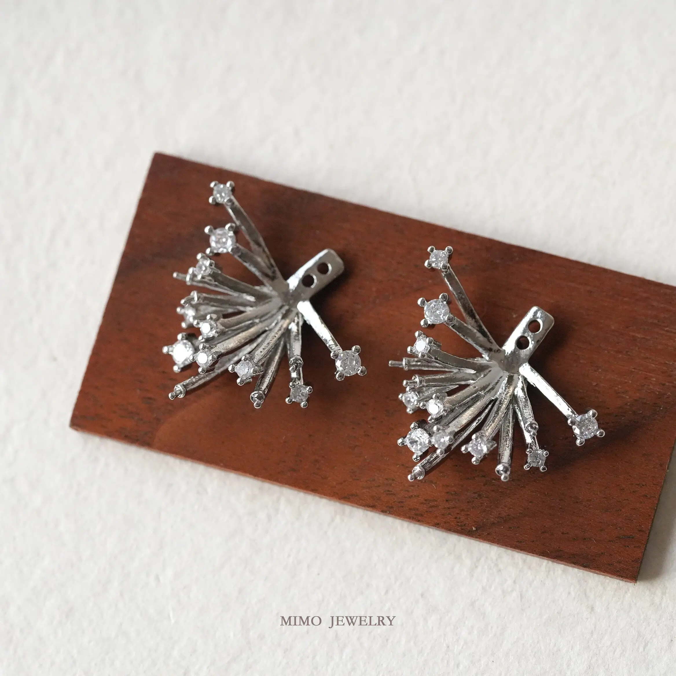 

Copper Plated Gold Star Studded Hollow Ear Pendant With Silver Needle Earrings DIY Earrings Making Supplies Jewelry Accessories