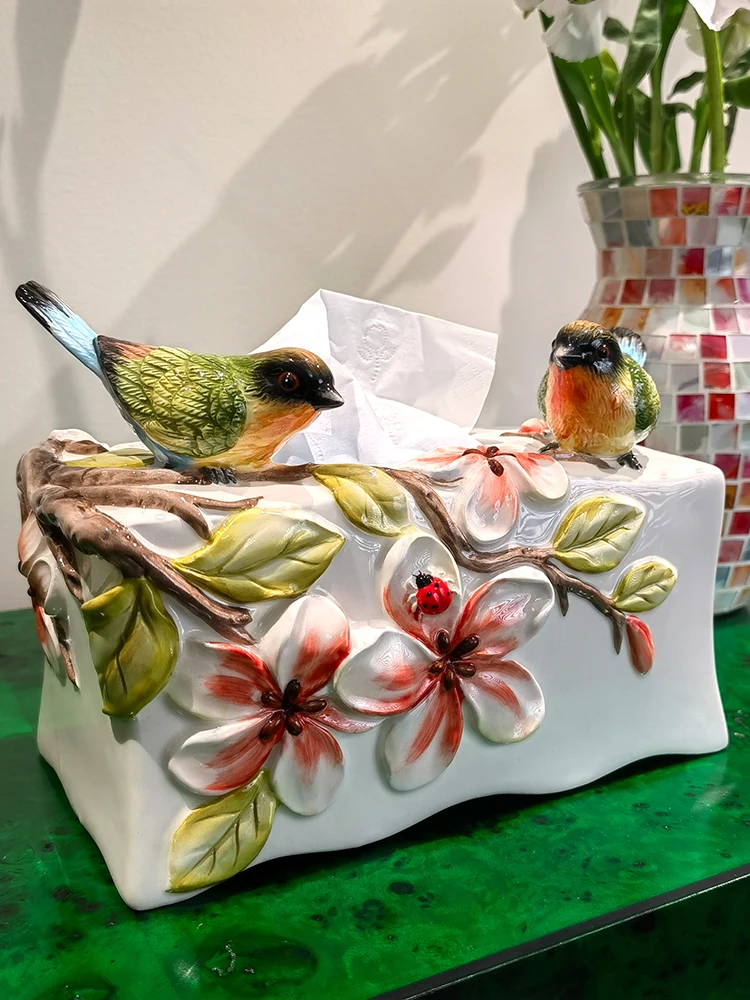 

Danqing flower-and-bird tissue box ceramic paper box Fangya ceramic home dining table courtyard tea table decorations ornaments