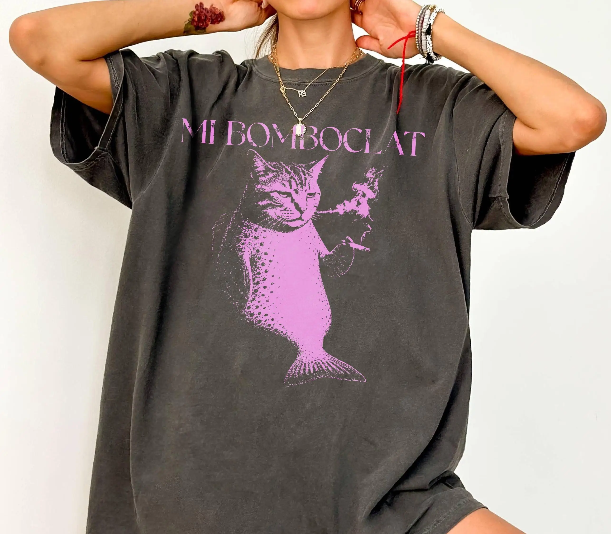 Summer Women's Smoking Cat Mermaid Print T-shirt Streetwear Oversized Loose Casual Short Sleeve Suitable for All Seasons